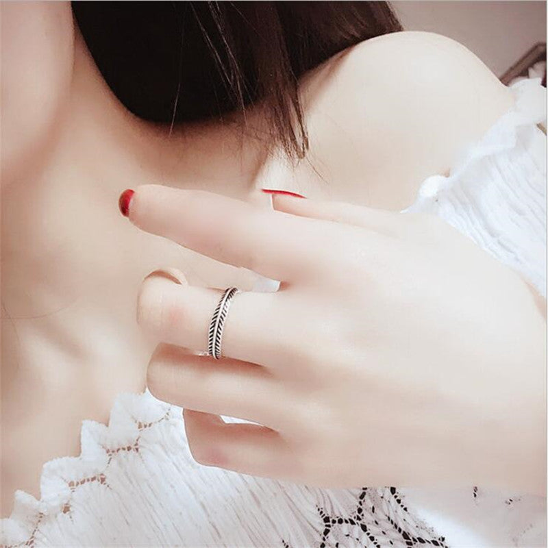 Vintage Leaves Creative Thai Silver Feather Ring For Women