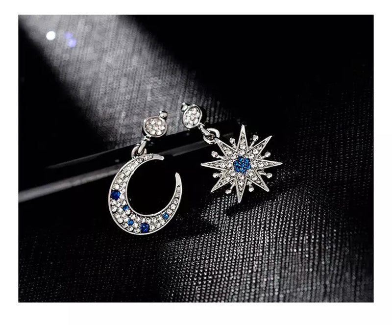 Silver Stud Rhinestone-encrusted Asymmetric Star And Moon Stud Earring Fashion Simple